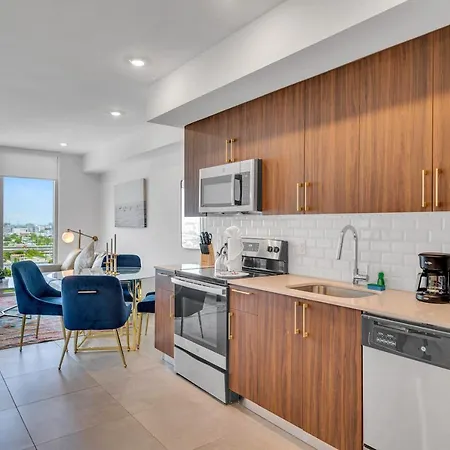Beautiful Property With King Bed & Free Parking Miami Exterior photo