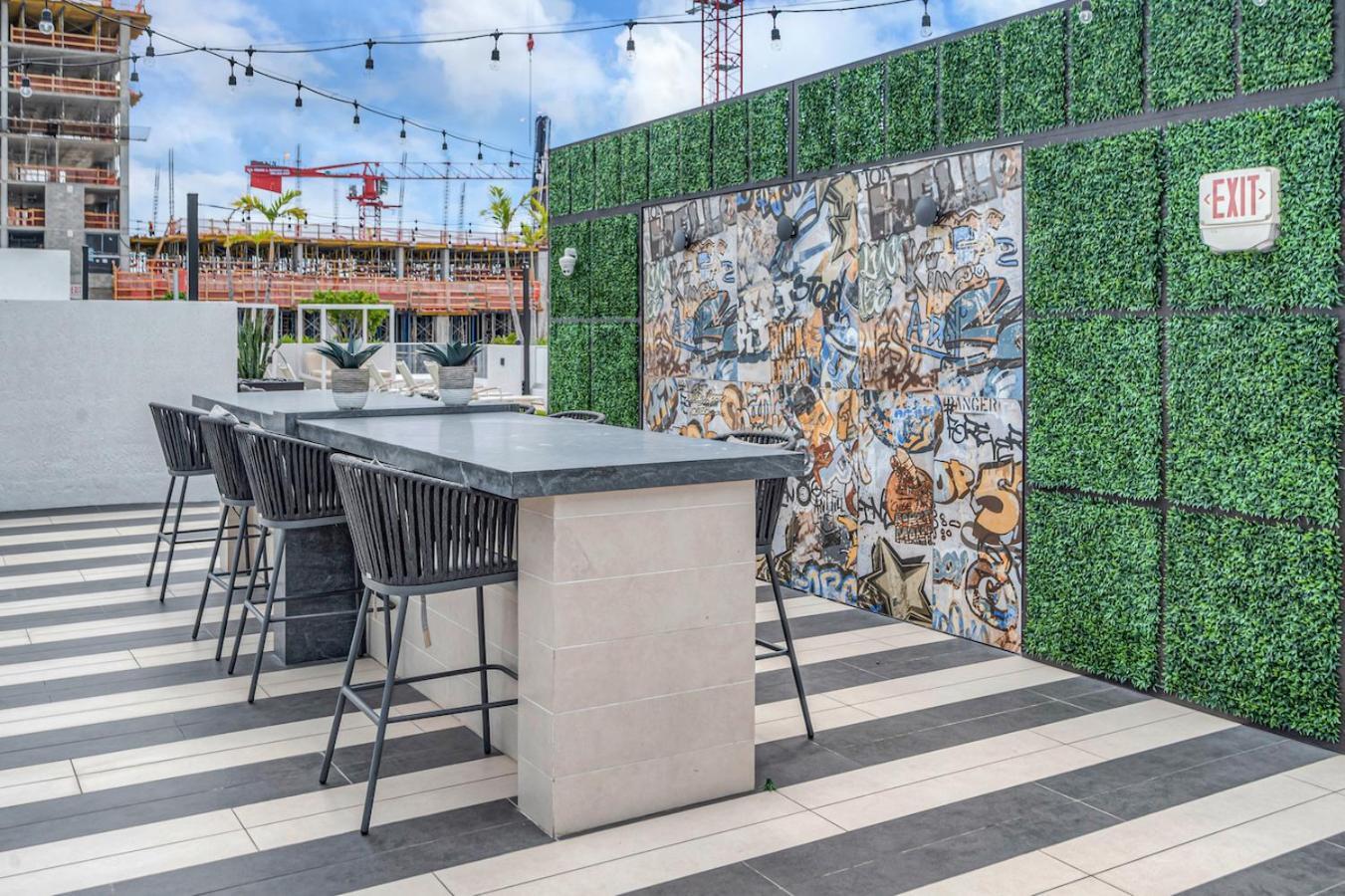 Beautiful With King Bed & Free Parking Apartment Miami